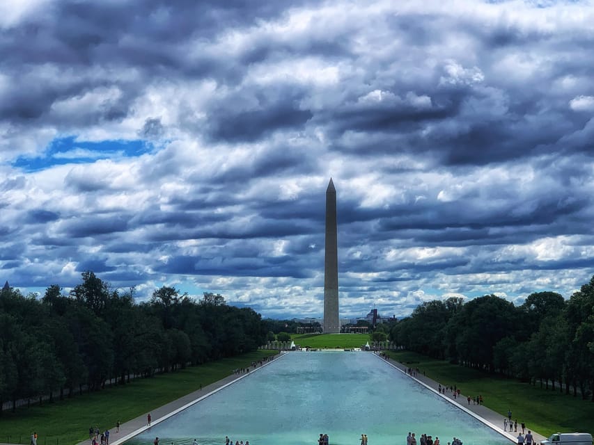 Washington DC: Nighttime Express Sightseeing Tour - The Jefferson and Martin Luther King Jr. memorials