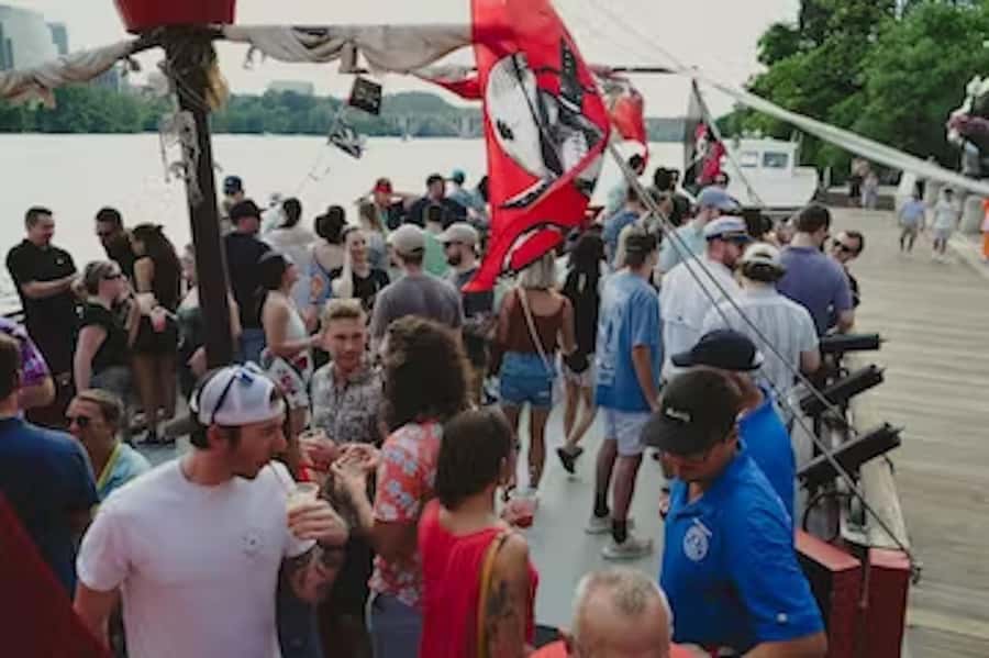 Washington DC: Pirate Ship Cruise with Open Bar - A cruise that changes with the time of day