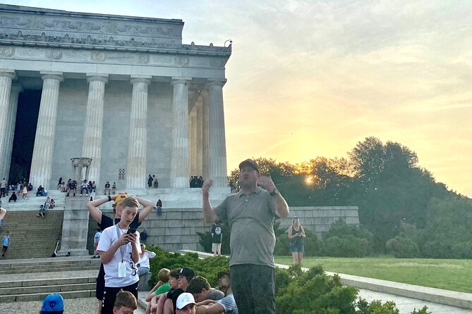 Washington DC Private Guided Bus Day Tour with Step Off Guide - The White House at 1600 Pennsylvania Avenue