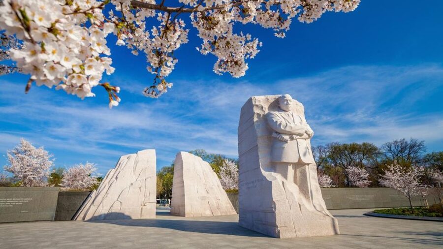 Washington DC: Private Tour with Luxury Vehicle - Is Four Hours Enough?