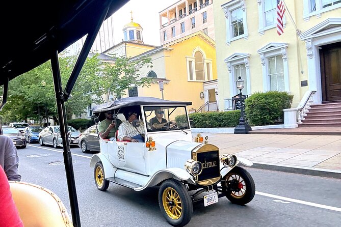 Washington DC Sightseeing Tour by Electric cart or Vintage Car - World War II Memorial and nearby monuments