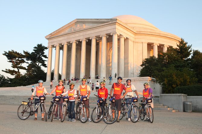 Washington DC Sites at Night Guided Bicycle Tour - World War II Memorial and Constitution Gardens