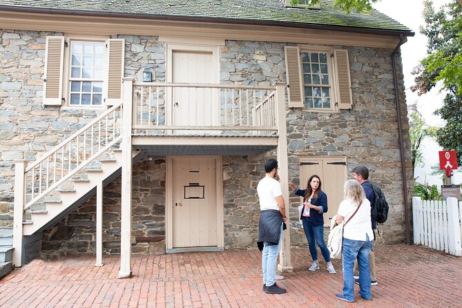 Washington: Potomac River Cruise & Guided Georgetown Walking Tour - Kennedy connections and Martin’s Tavern